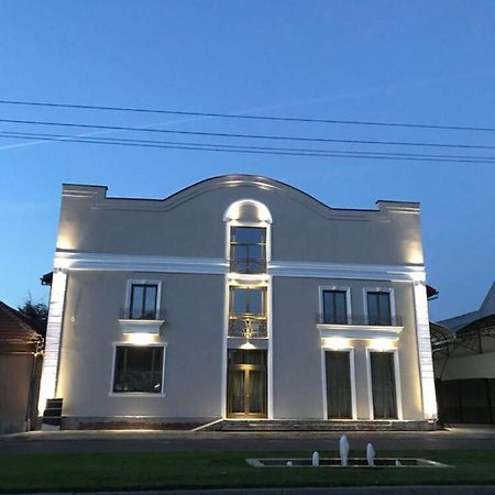 Regal Ballroom Caransebeş 외부 사진