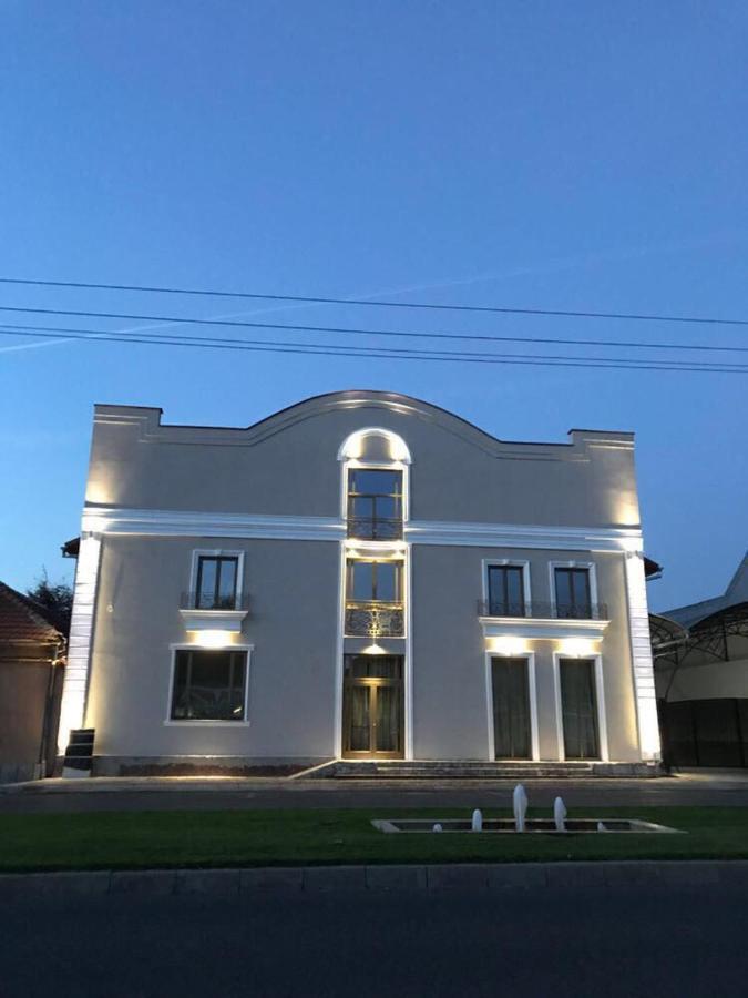Regal Ballroom Caransebeş 외부 사진