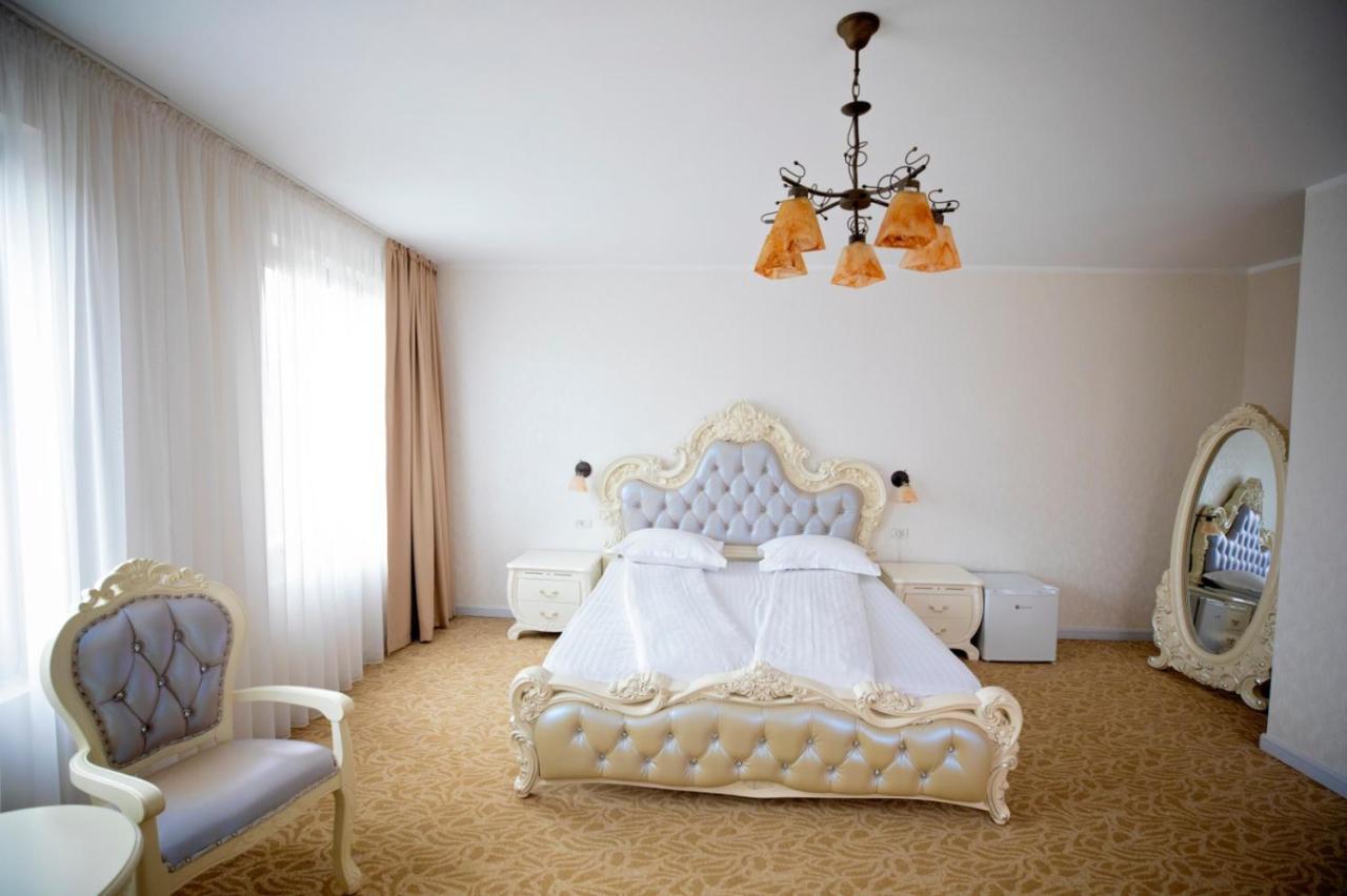 Regal Ballroom Caransebeş 외부 사진