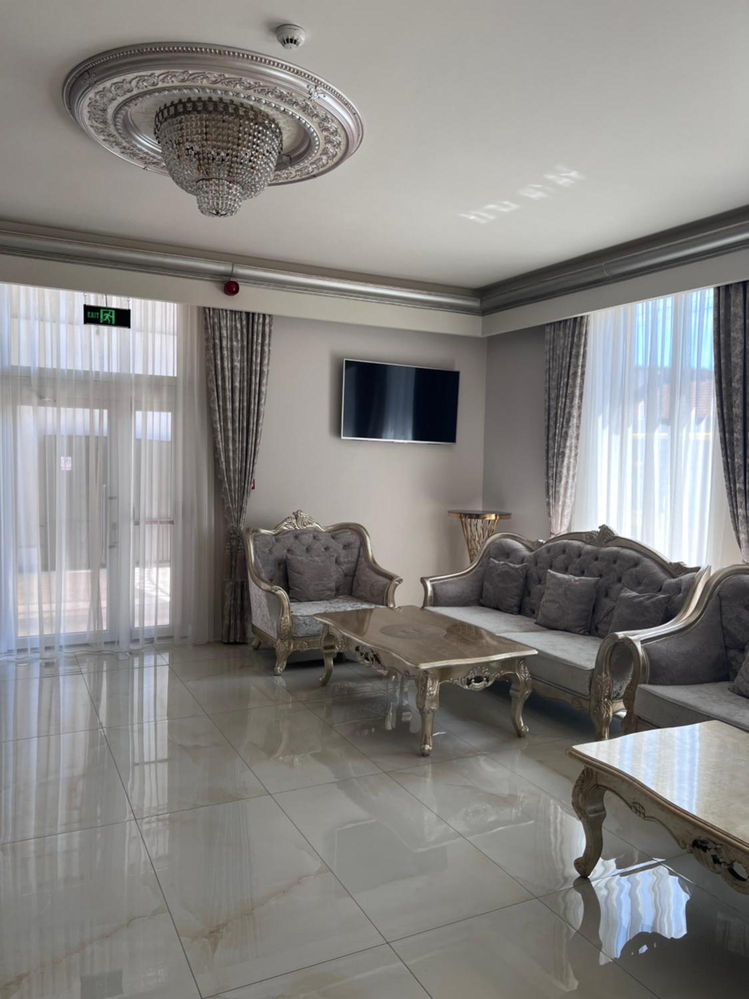 Regal Ballroom Caransebeş 외부 사진